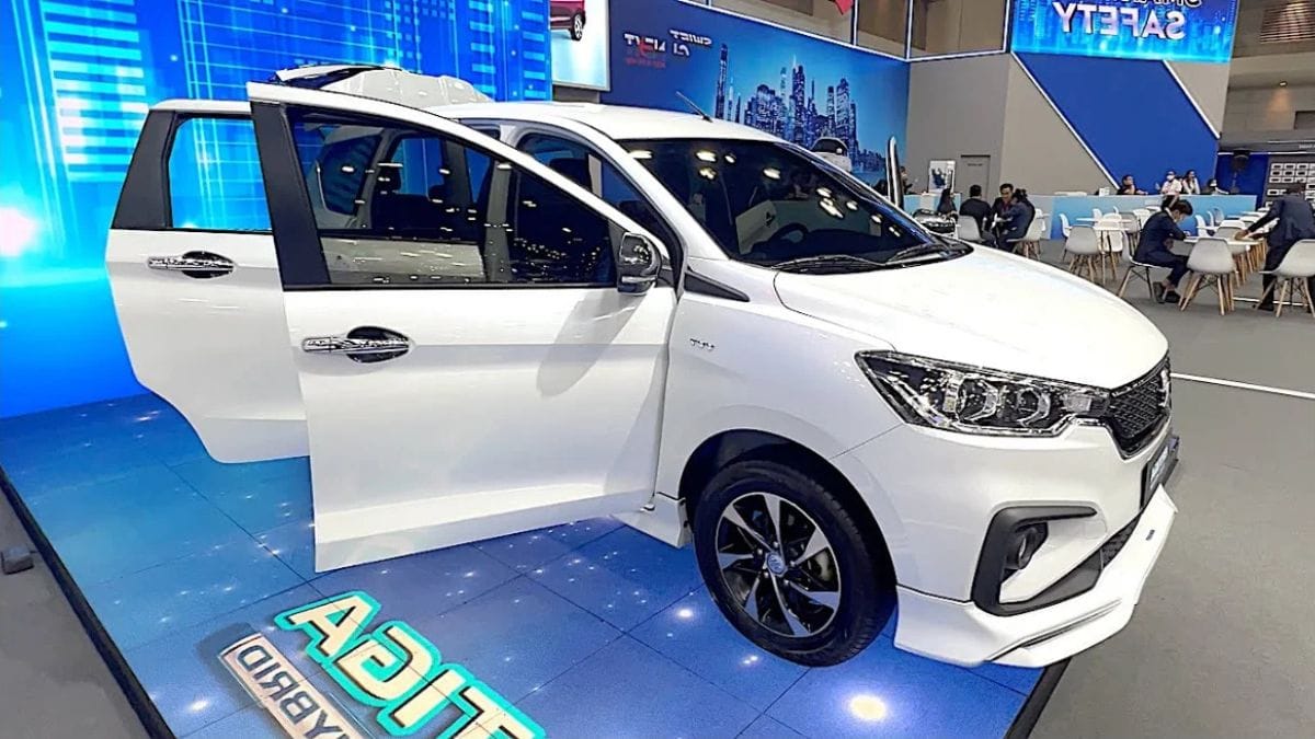 Maruti Ertiga 2025: सिर्फ ₹50,000 देकर खरीदें यह शानदार 7-सीटर फैमिली कार